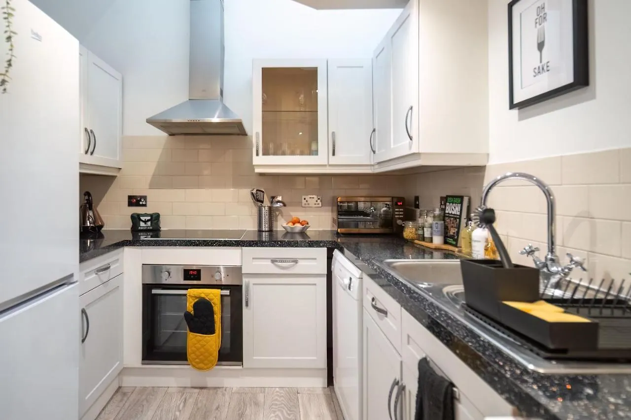 Funky Trendy Modern 3 Bed 3 Bath House In Dalston Apartment London United Kingdom