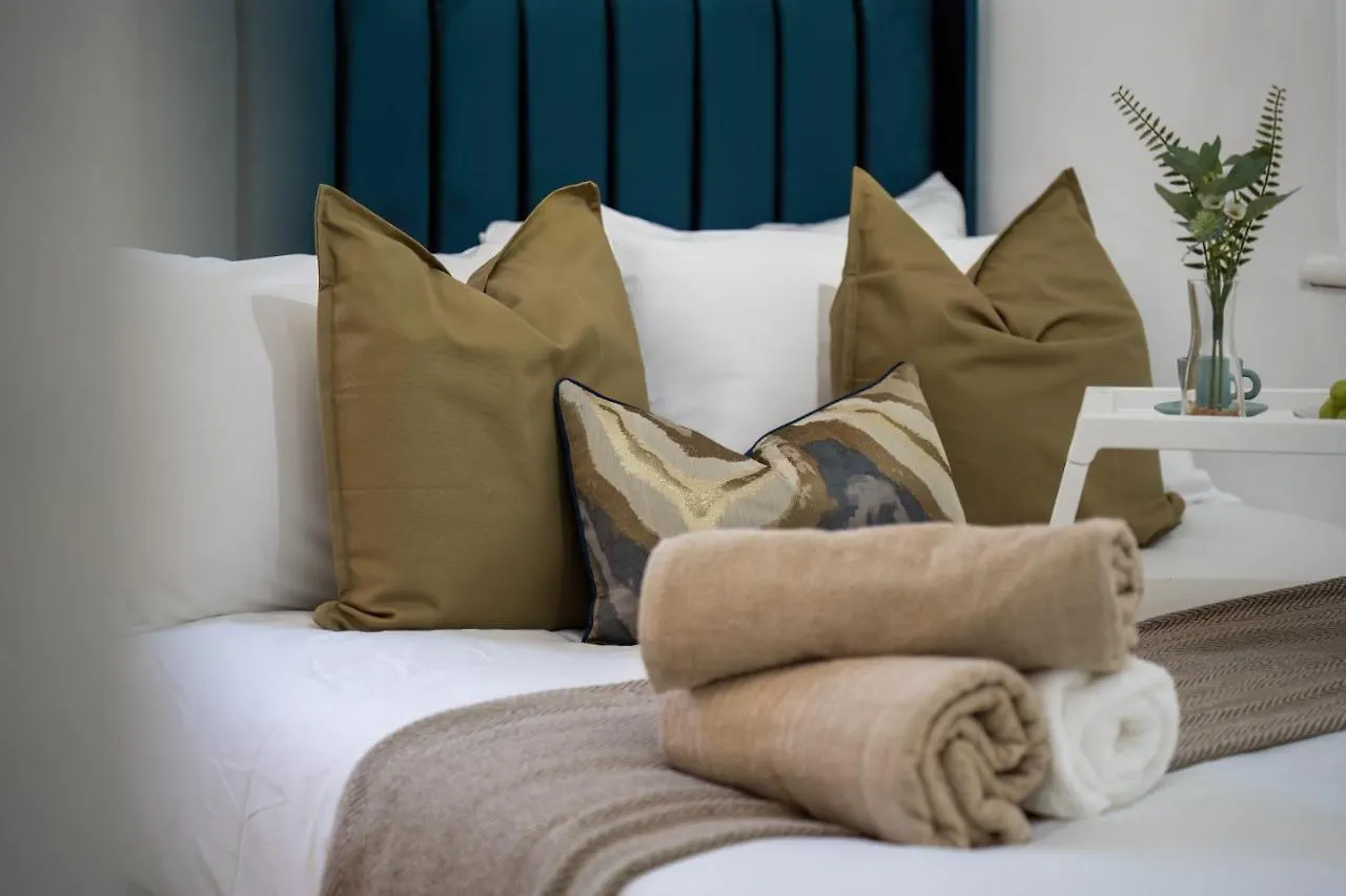 Funky Trendy Modern 3 Bed 3 Bath House In Dalston Apartment London 0*,  United Kingdom
